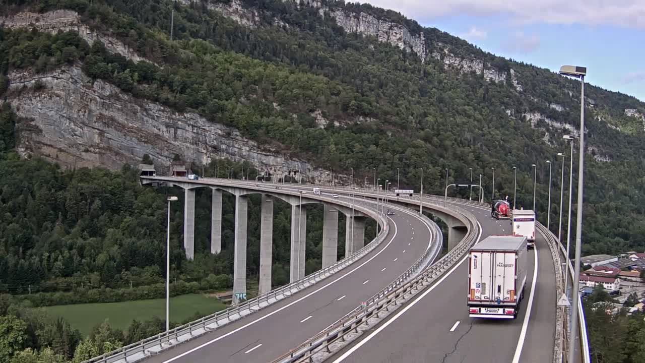 Nantua: Entrée du tunnel de Chamoise