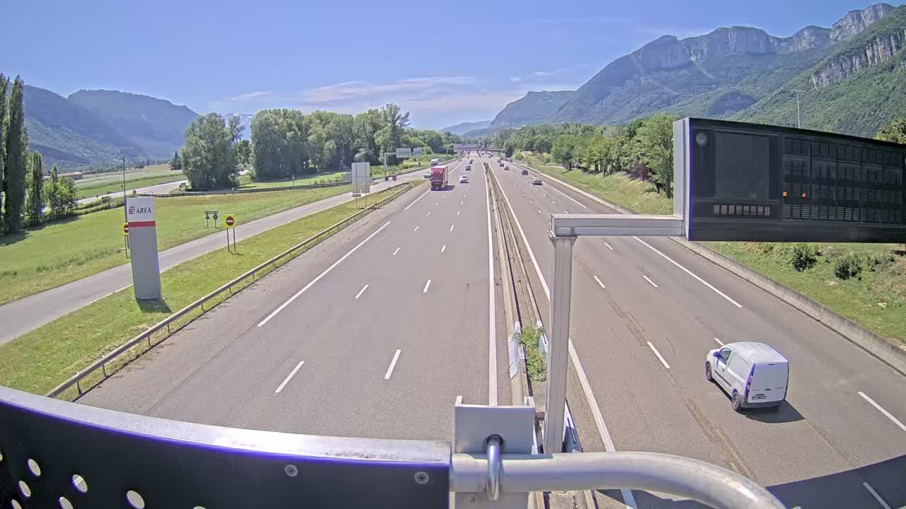 Veurey-Voroize › Sud: Voreppe-A48 près de Grenoble, à l'entrée de la ville, vue orientée vers Grenoble