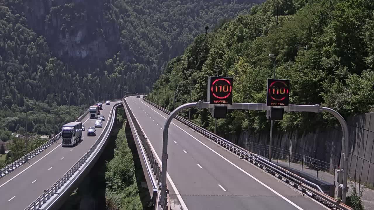 Les Neyrolles: Nantua-A40 près de Nantua, Viaduc de Nantua vue orientée vers Mâcon