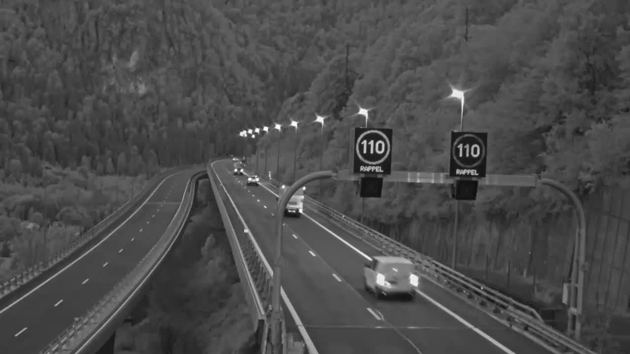 Les Neyrolles: Nantua-A40 près de Nantua, Viaduc de Nantua vue orientée vers Mâcon