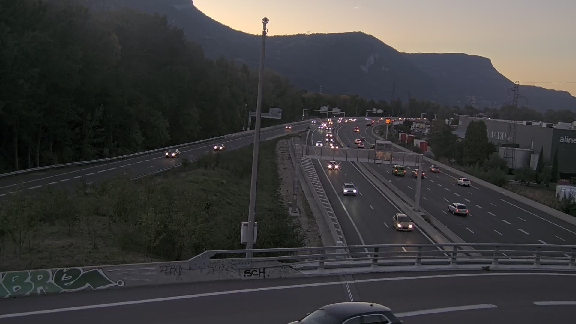 Sassenage: Saint-Égrève-Visualisation du trafic entrant dans Grenoble centre (RN481) et trafic autoroutier entrant et sortant de l'A480