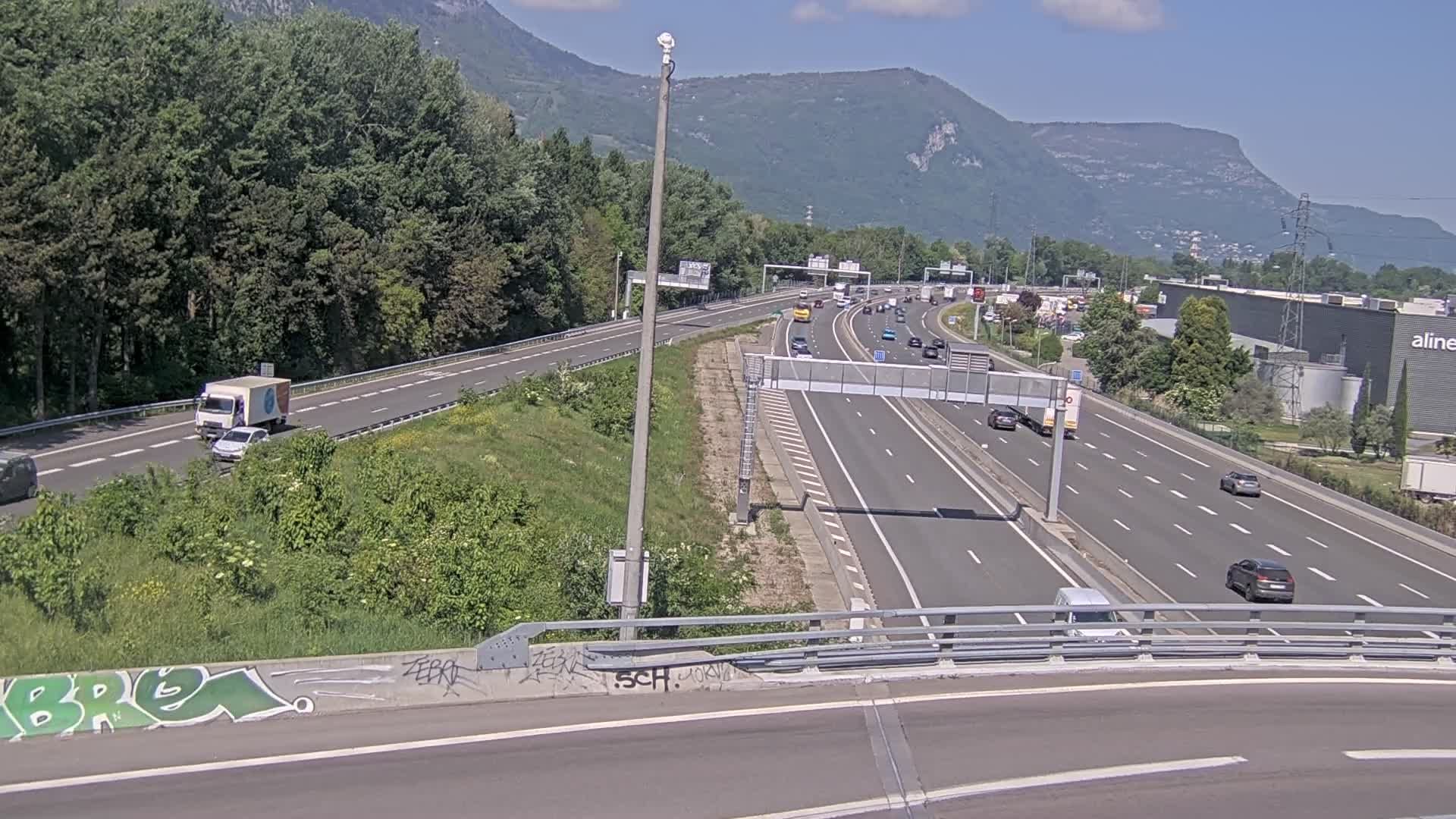 Saint-Égrève: Entrée de l'A480 au nord de Grenoble