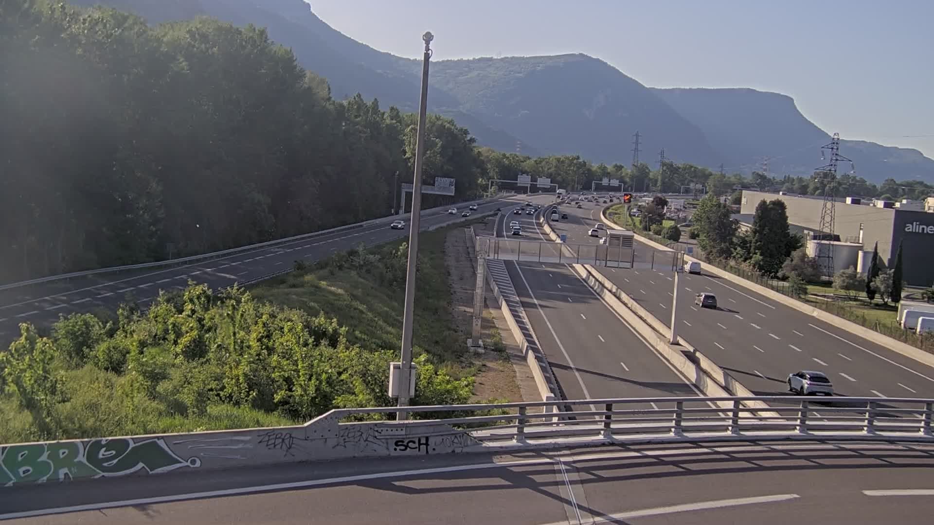 Saint-Égrève: Entrée de l'A480 au nord de Grenoble