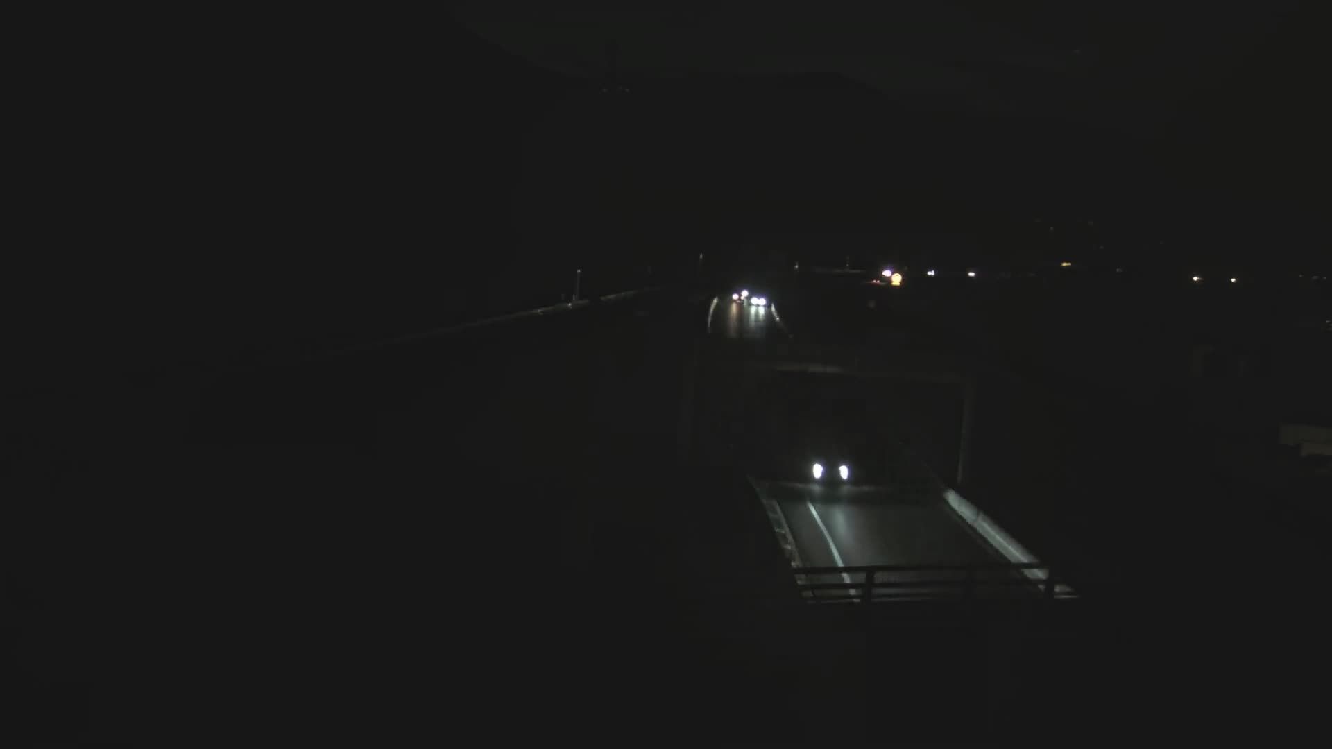 Saint-Égrève: Entrée de l'A480 au nord de Grenoble