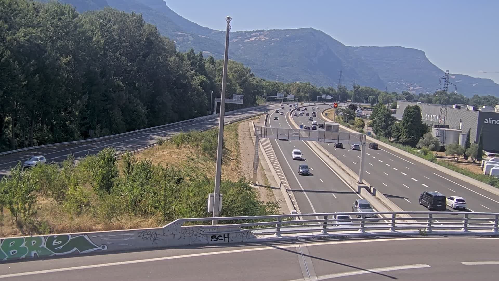 Saint-Égrève: Entrée de l'A480 au nord de Grenoble