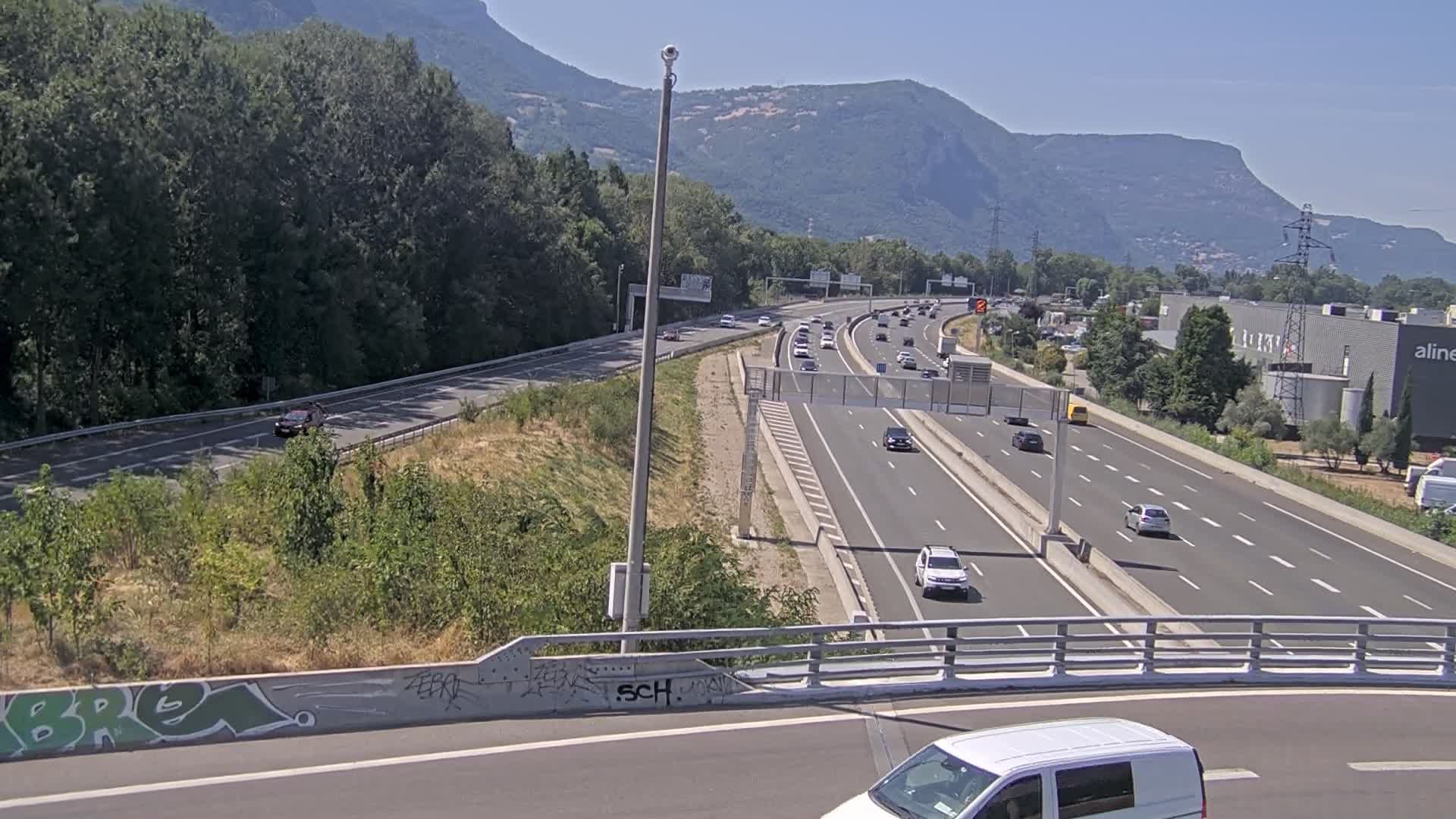 Saint-Égrève: Entrée de l'A480 au nord de Grenoble