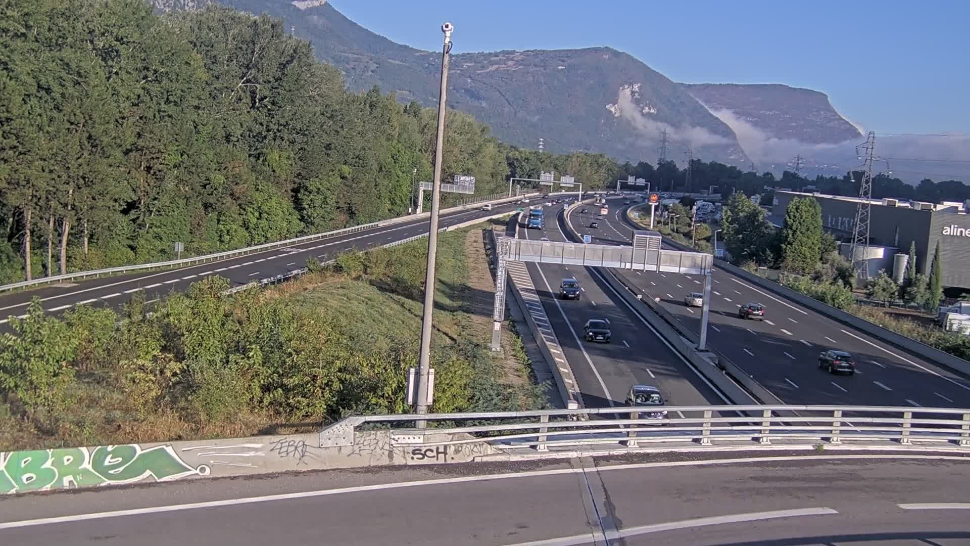 Saint-Égrève: Entrée de l'A480 au nord de Grenoble