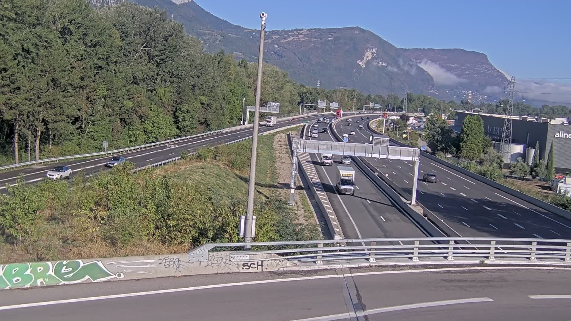 Saint-Égrève: Entrée de l'A480 au nord de Grenoble