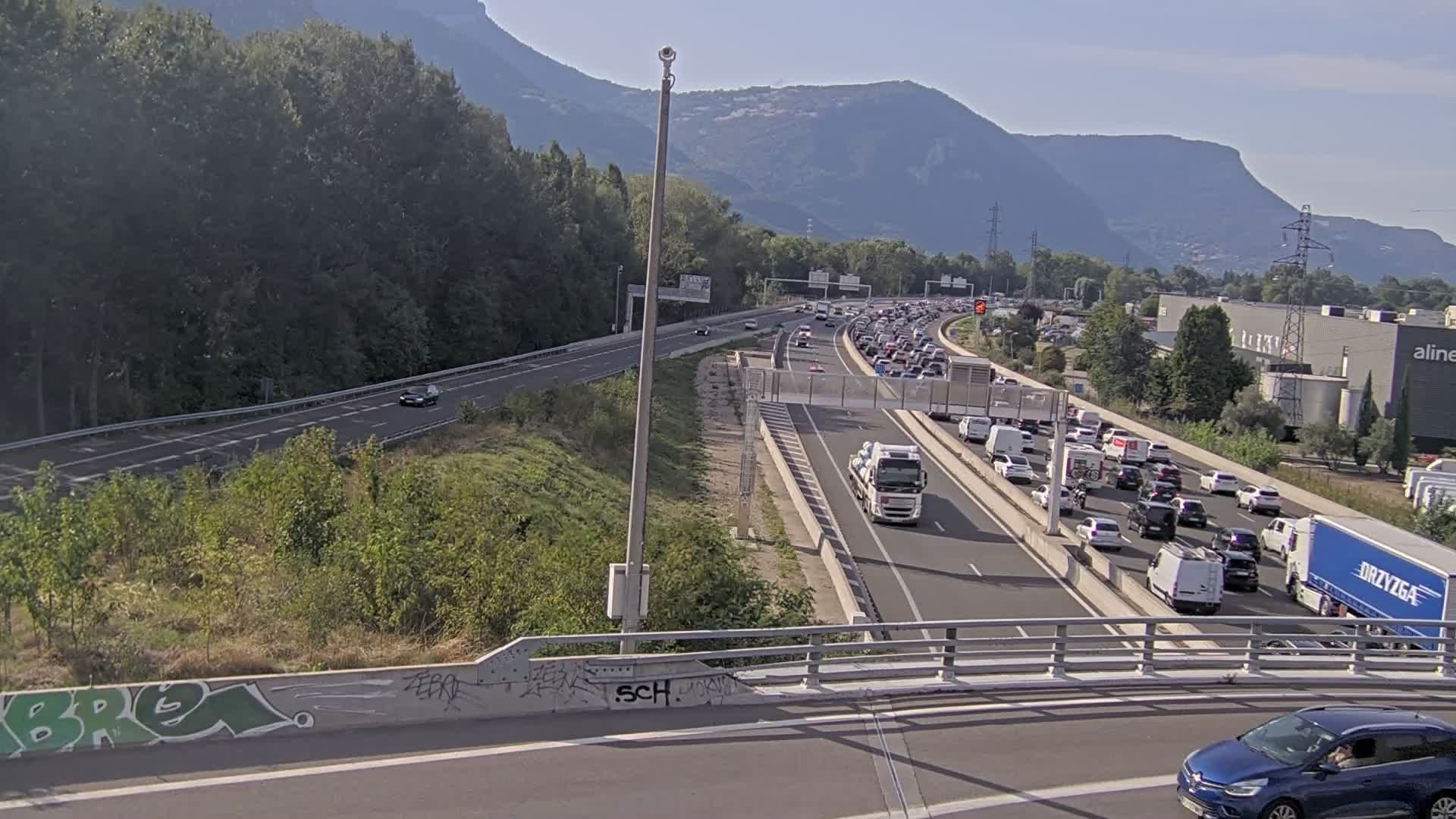 Saint-Égrève: Entrée de l'A480 au nord de Grenoble