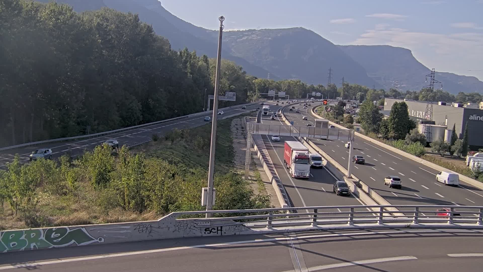 Saint-Égrève: Entrée de l'A480 au nord de Grenoble