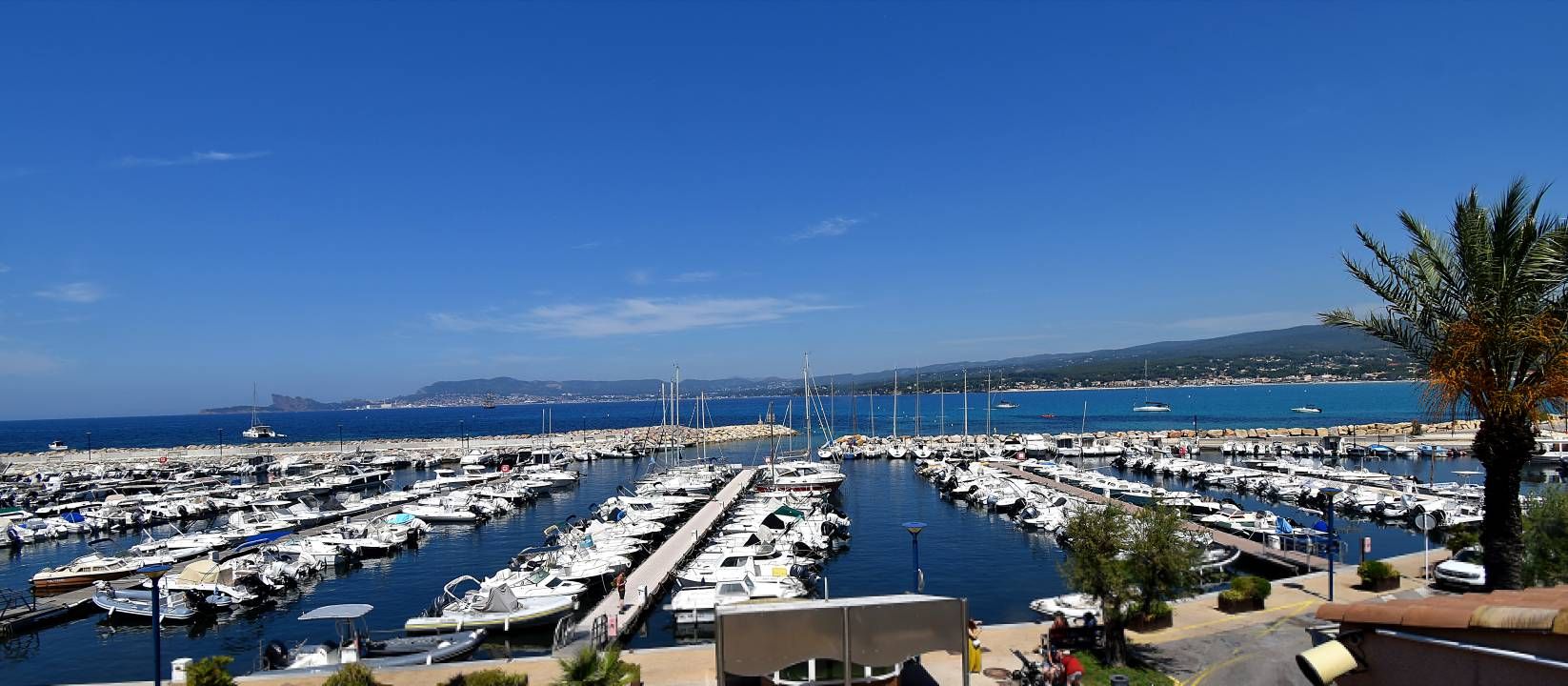 Saint-Cyr-sur-Mer › Nord-ouest: Port de la Madrague
