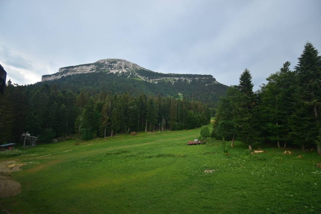 Sarcenas › Est: Col de Porte