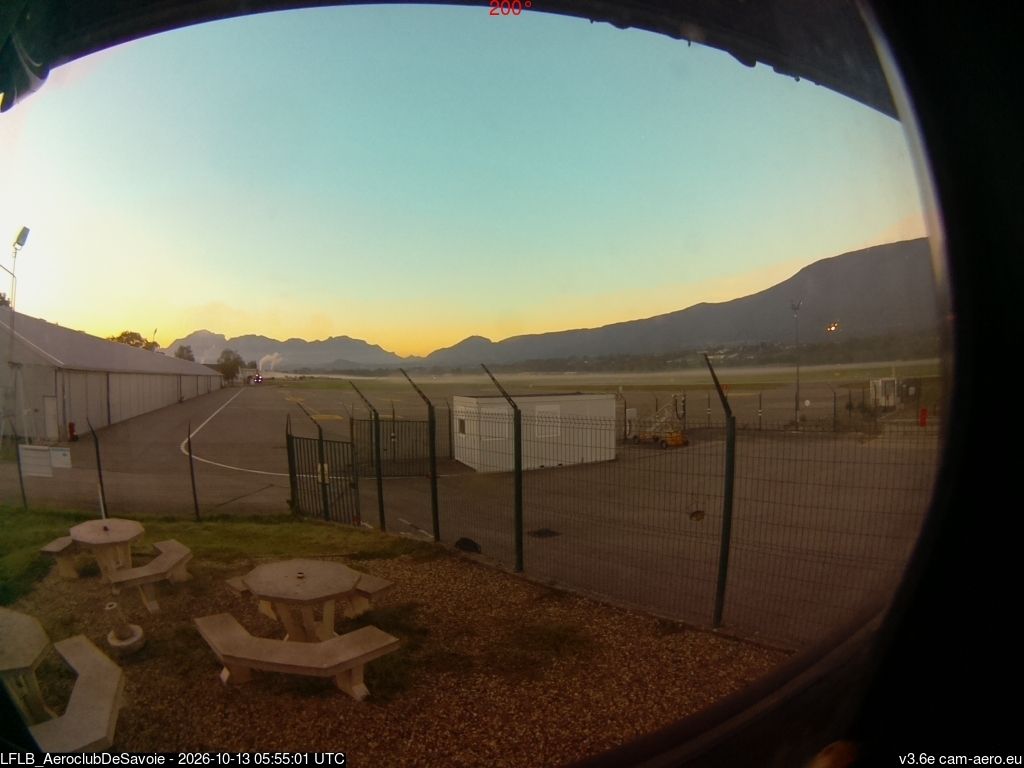 La Motte-Servolex › Sud-ouest: Aéroclub de Savoie