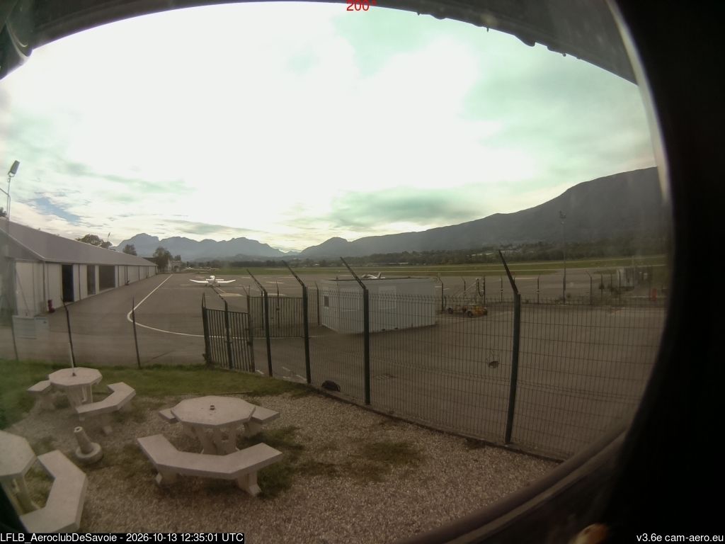 La Motte-Servolex › Sud-ouest: Aéroclub de Savoie