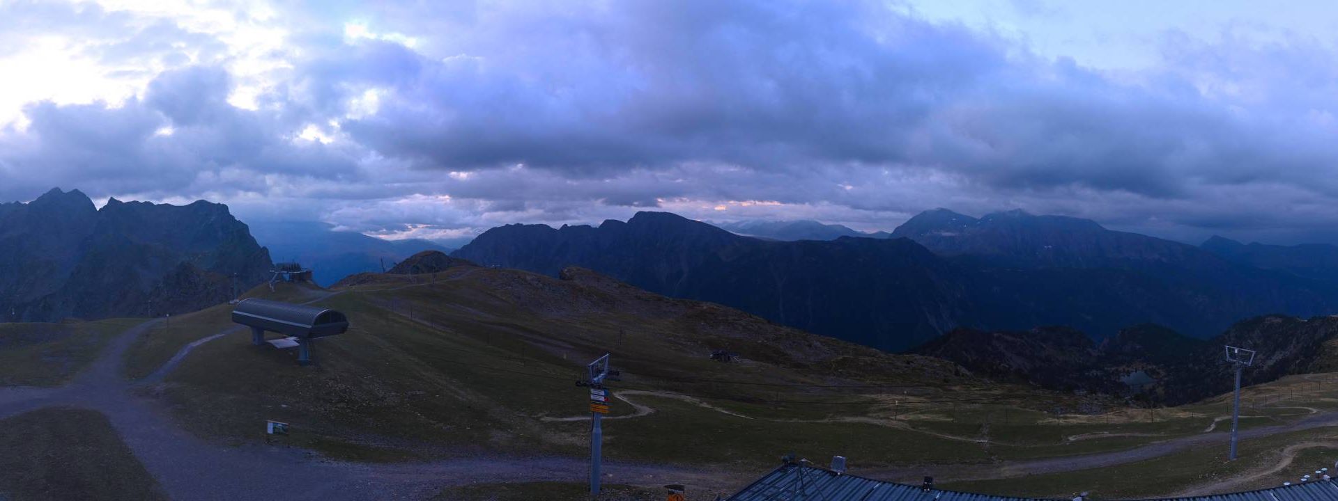 Chamrousse › Sud-ouest: Massif du Taillefer