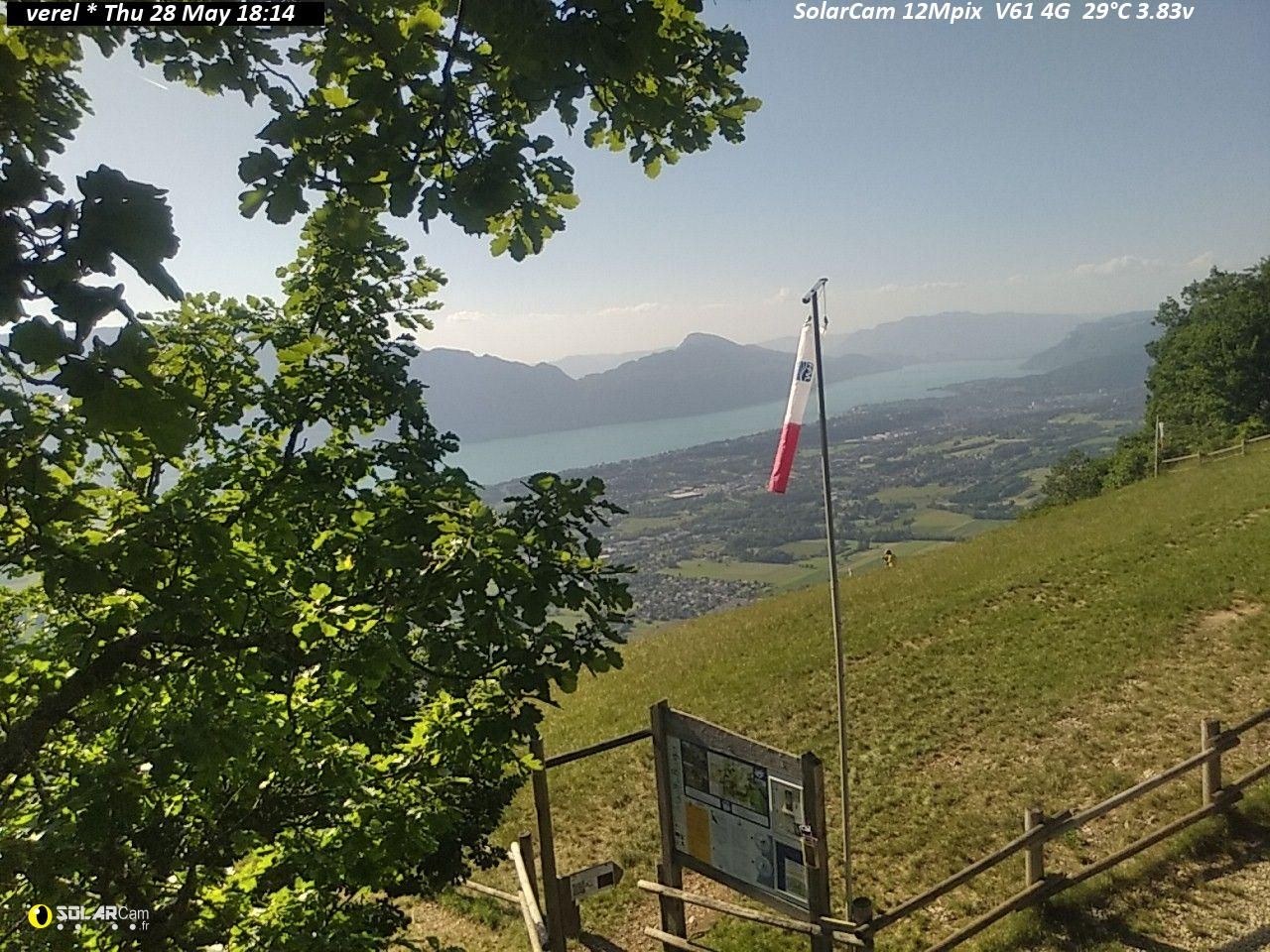 Verel-Pragondran: Décollage parapente