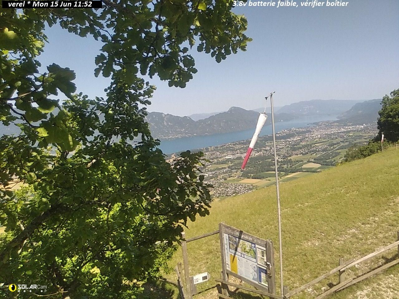 Verel-Pragondran: Décollage parapente