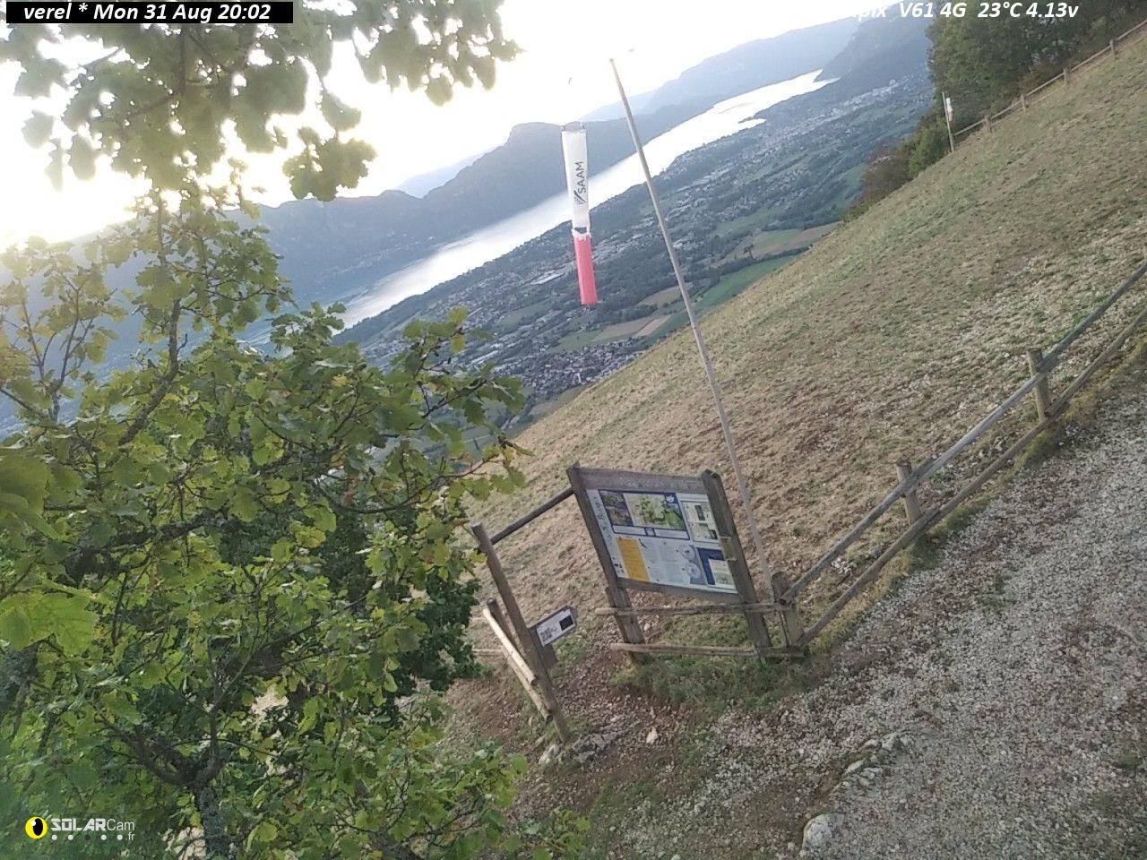 Verel-Pragondran: Décollage parapente