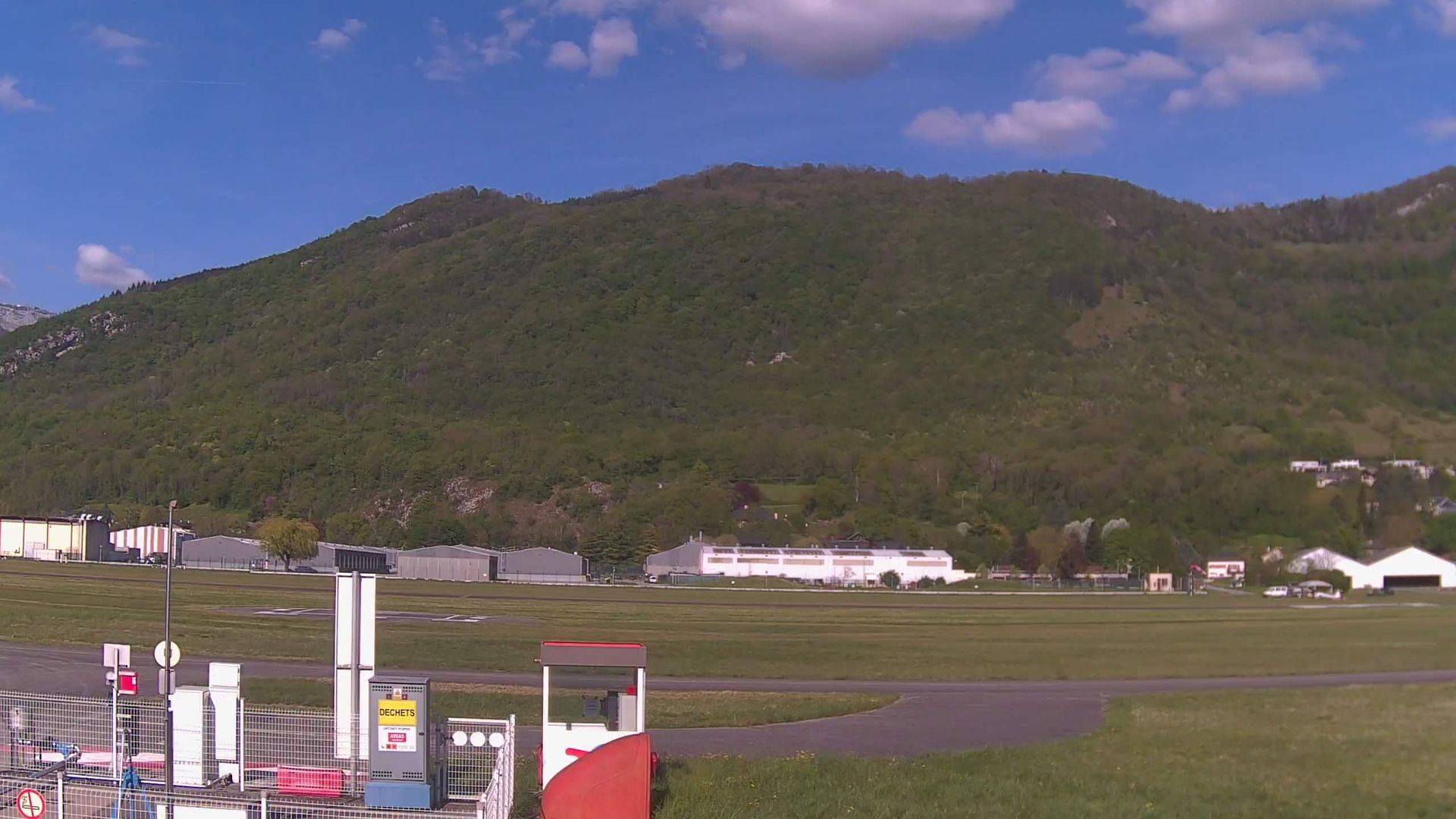 Barby › Est: Chambéry Challes-les-Eaux Aerodrome - Auvergne-Rhône-Alpes, France