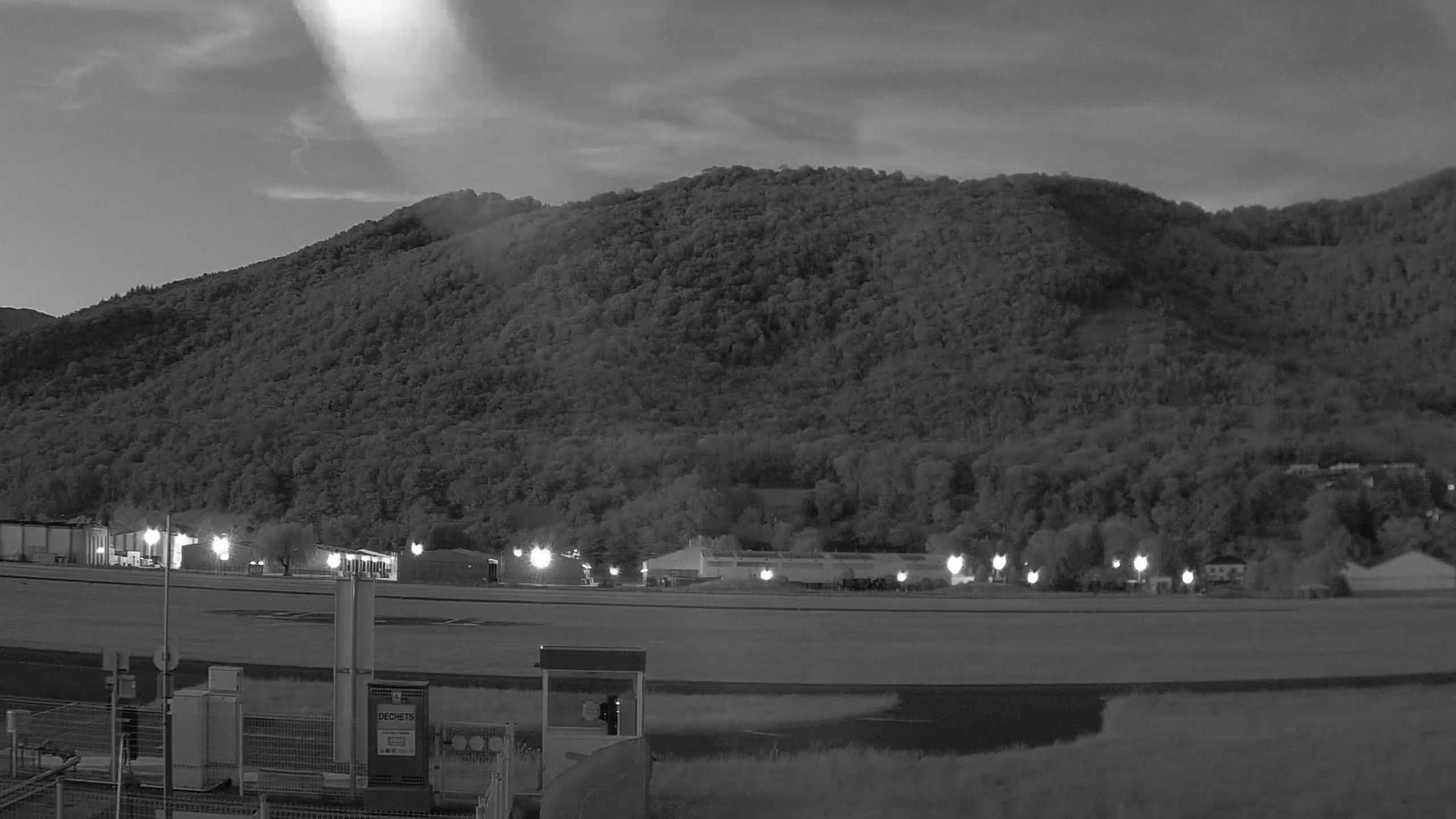 Barby › Est: Airfield of Chambery - Challes-les-Eaux