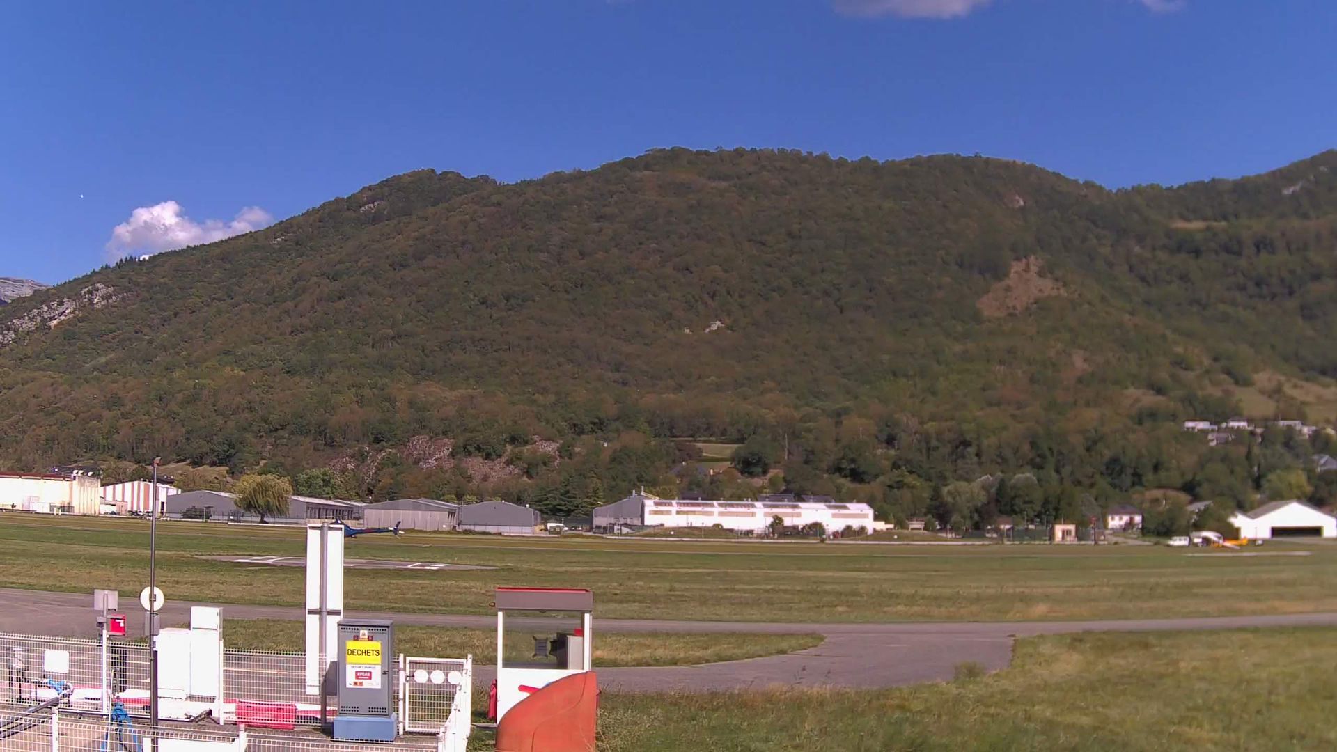 Barby › Est: Airfield of Chambery - Challes-les-Eaux