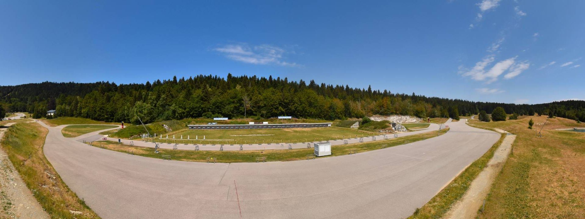 Les Déserts