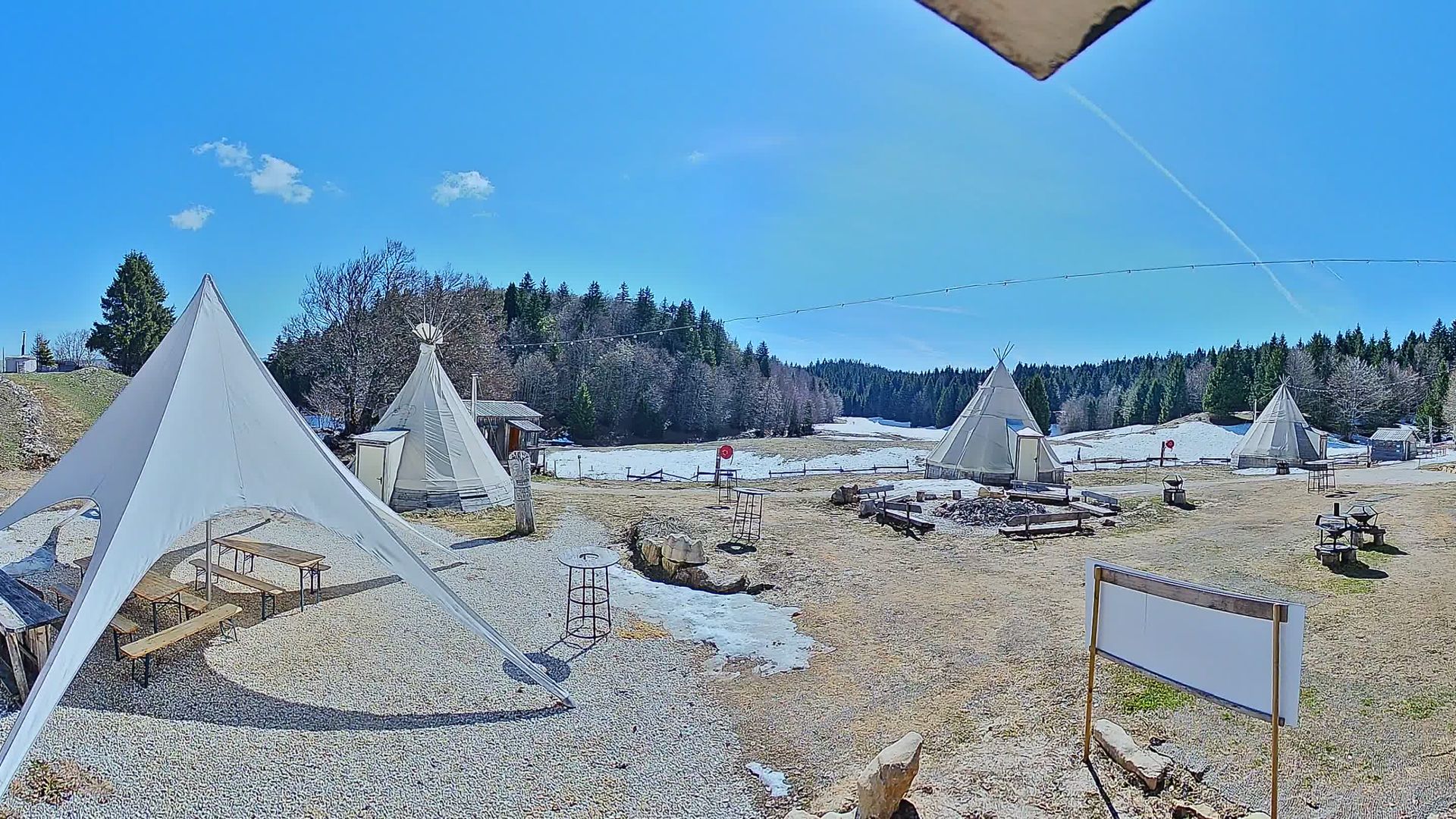 Montcel: Le Revard - Village Tipi