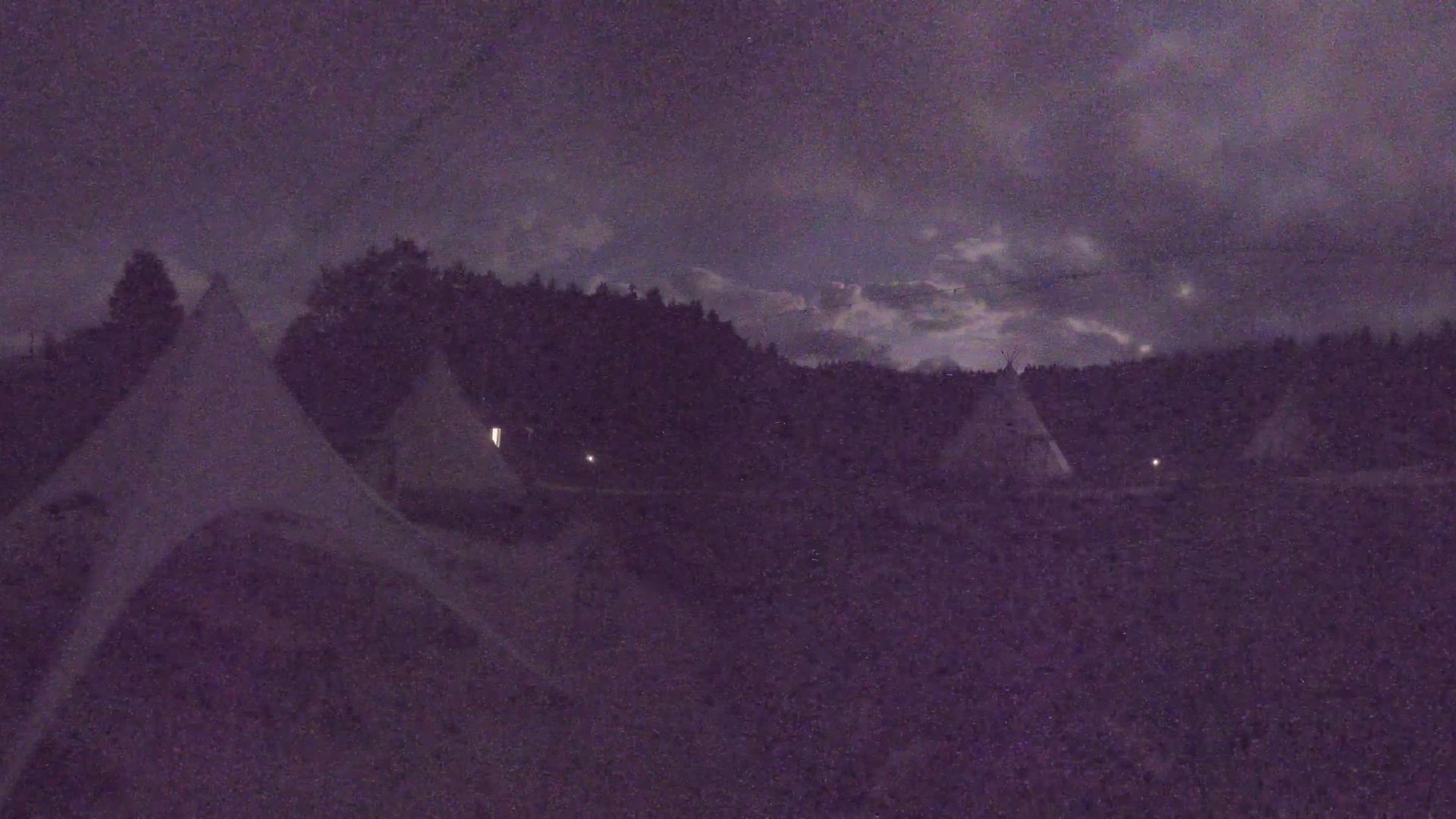 Montcel: Le Revard - Village Tipi