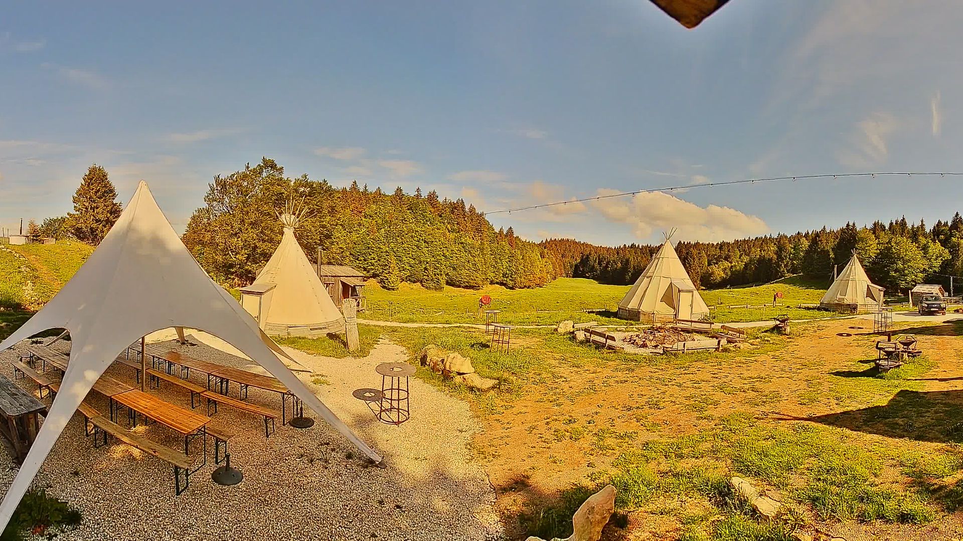Montcel: Le Revard - Village Tipi