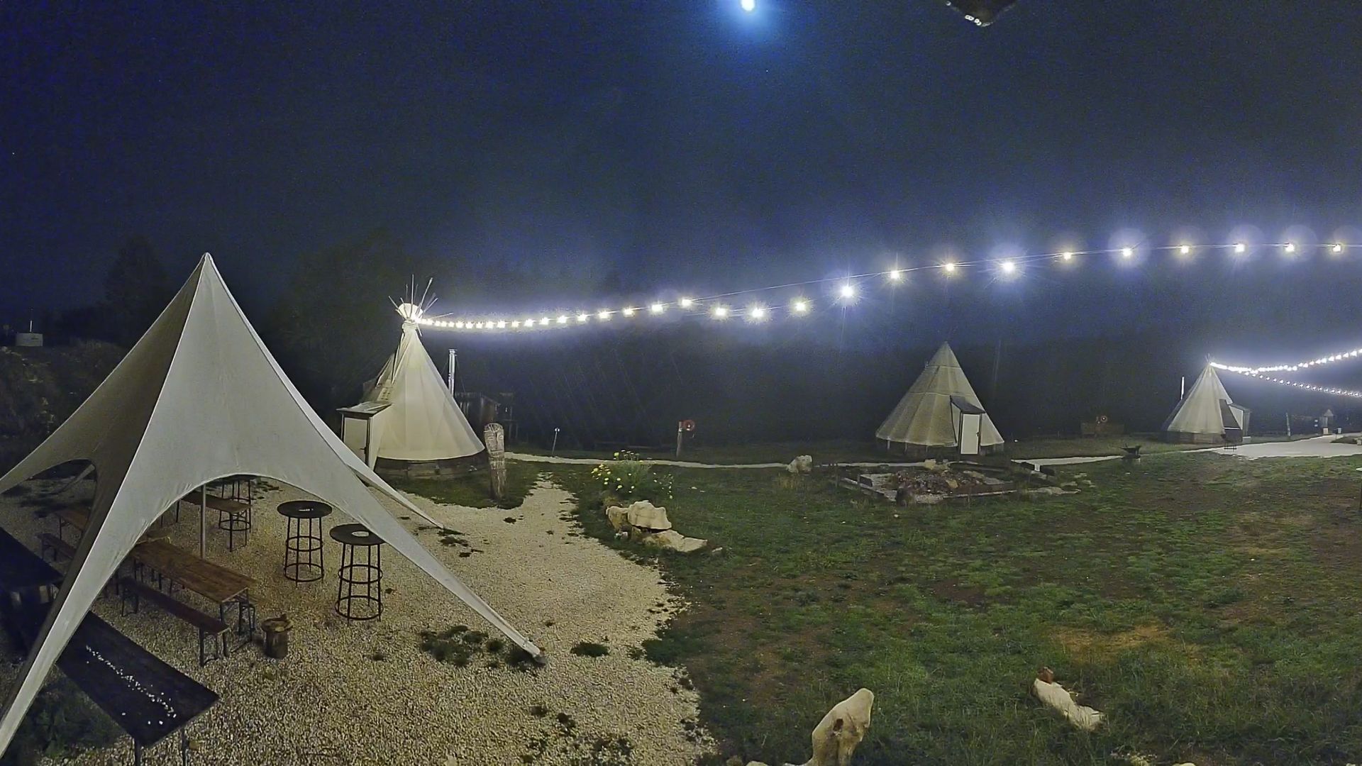 Montcel: Le Revard - Village Tipi