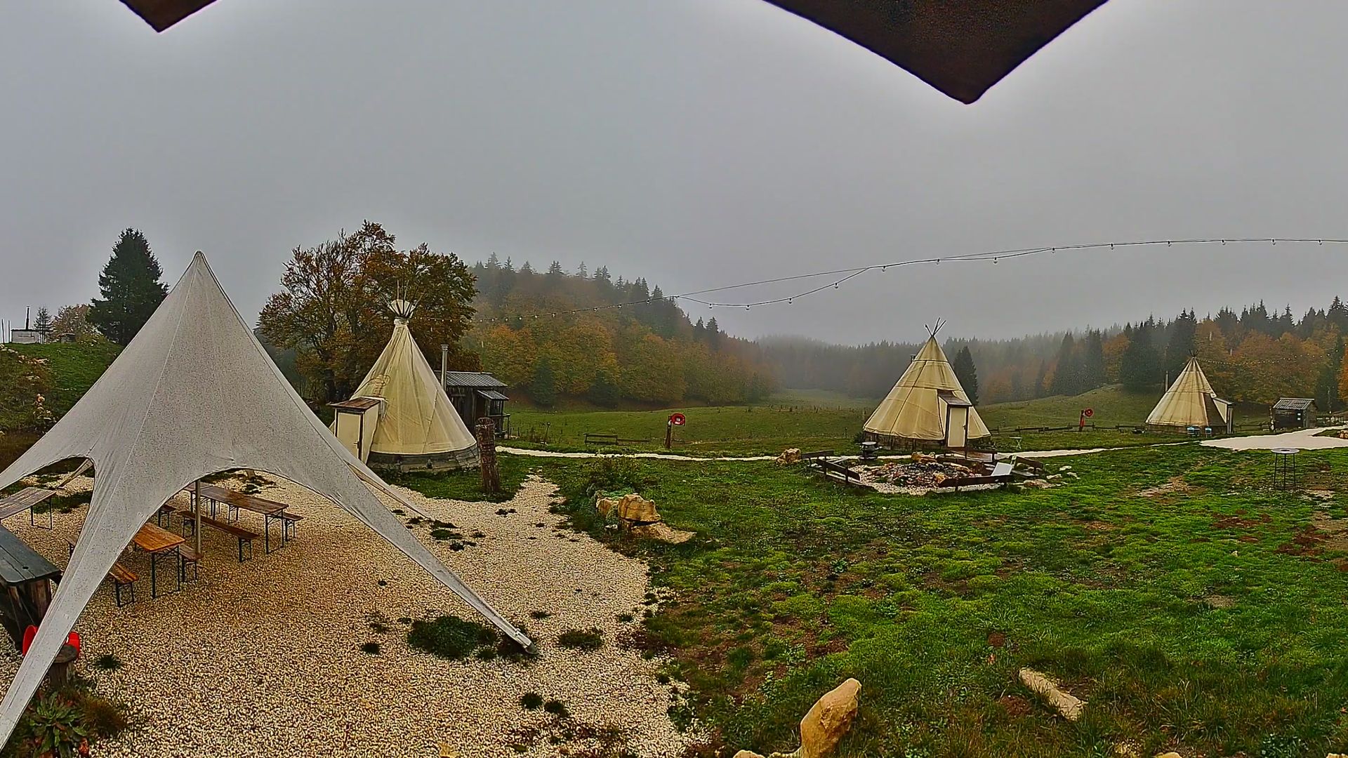 Montcel: Le Revard - Village Tipi