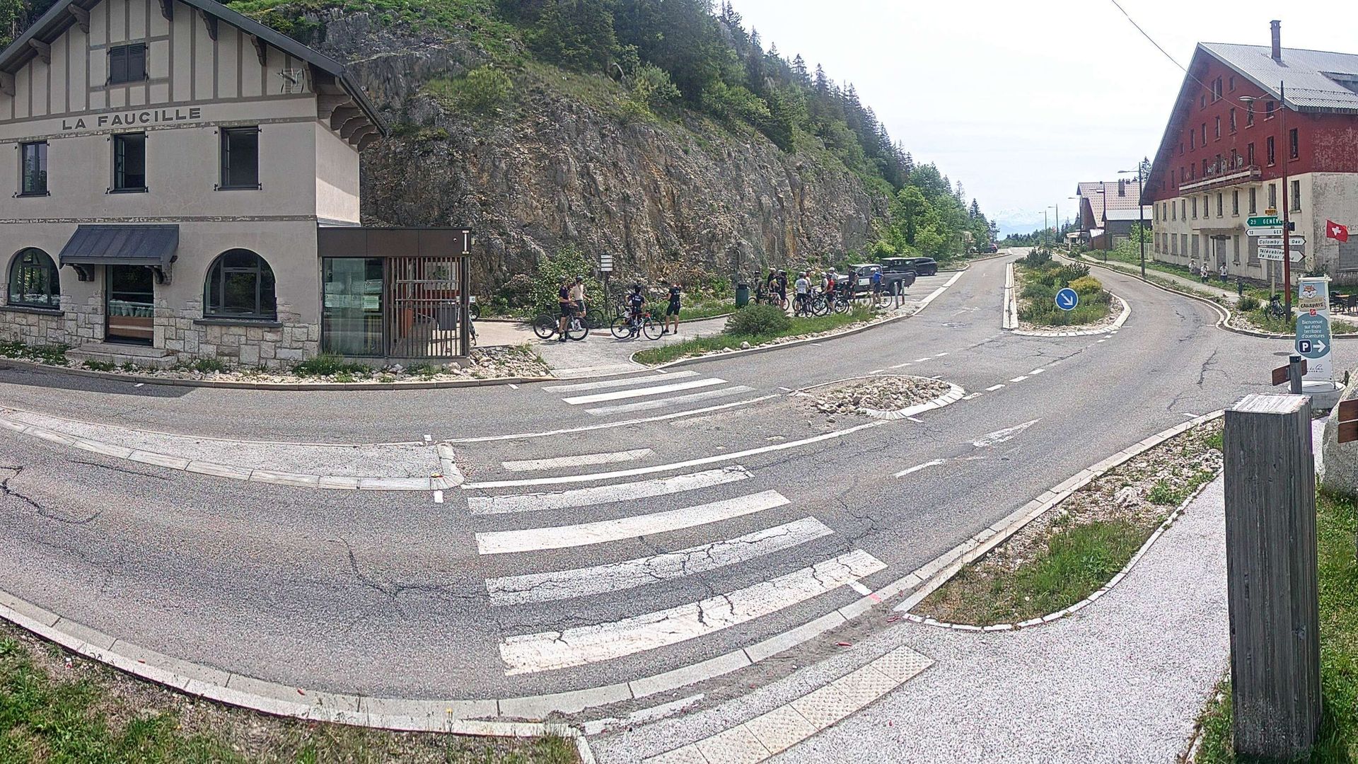 Mijoux › Sud-est: Col de la Faucille