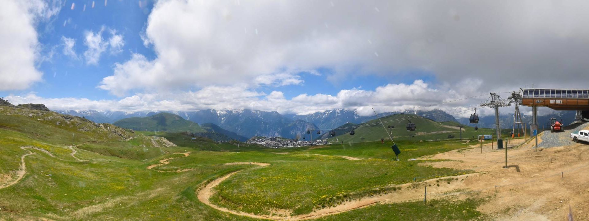 Huez