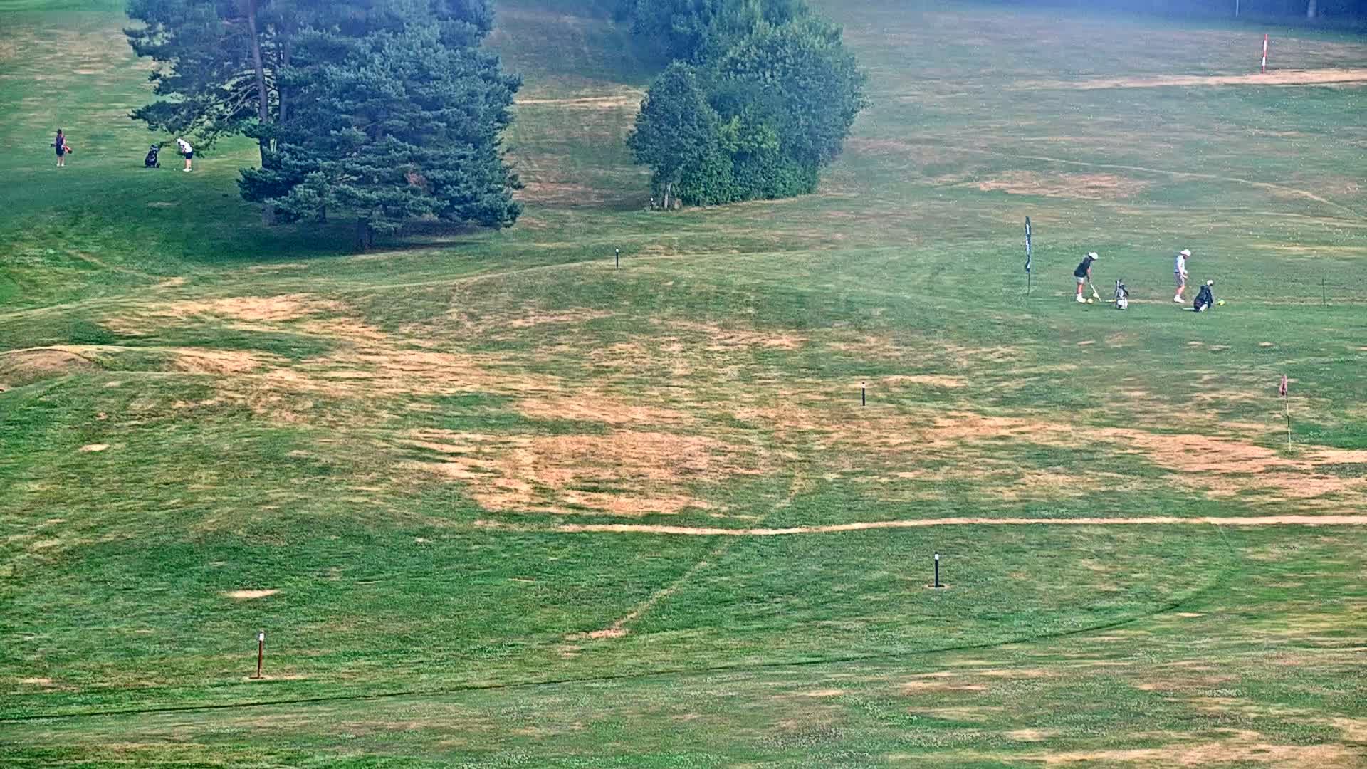 Fontaine-les-Bassets: Gap-Arrivée de la piste GOLF
