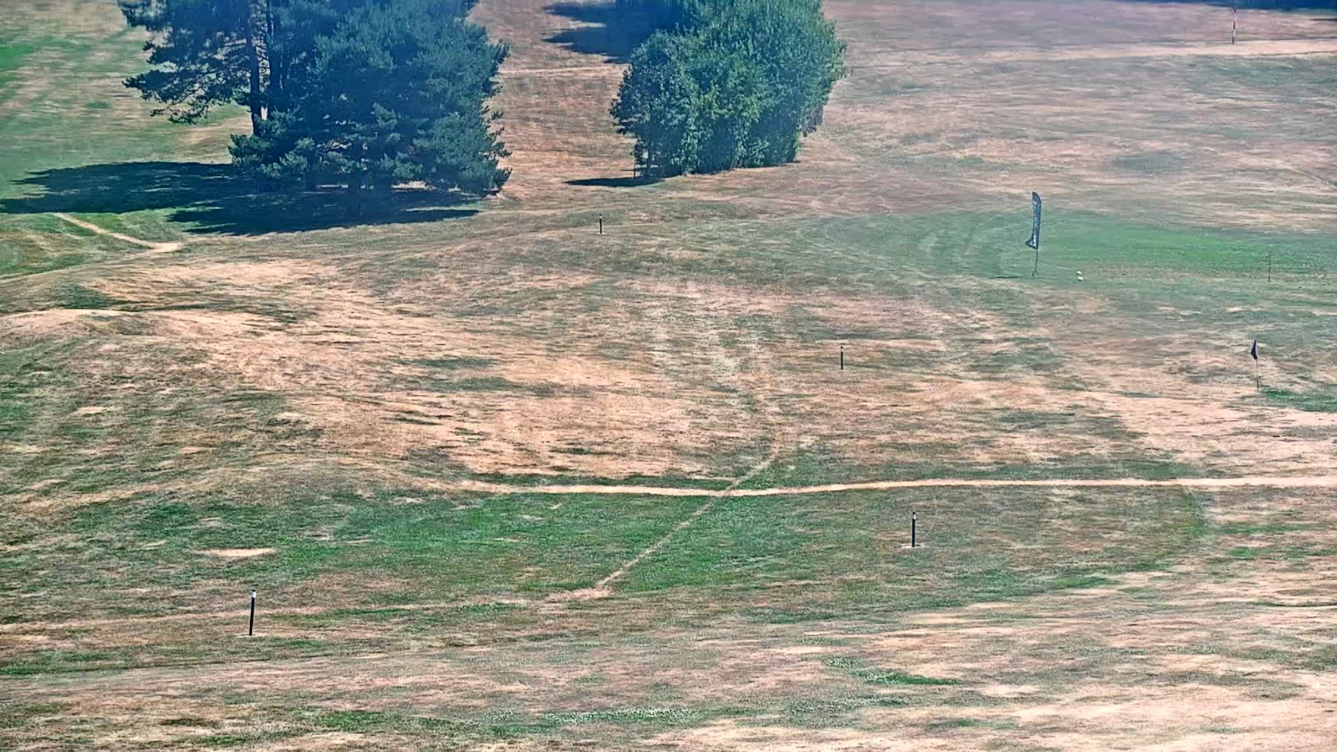 Fontaine-les-Bassets: Gap-Arrivée de la piste GOLF