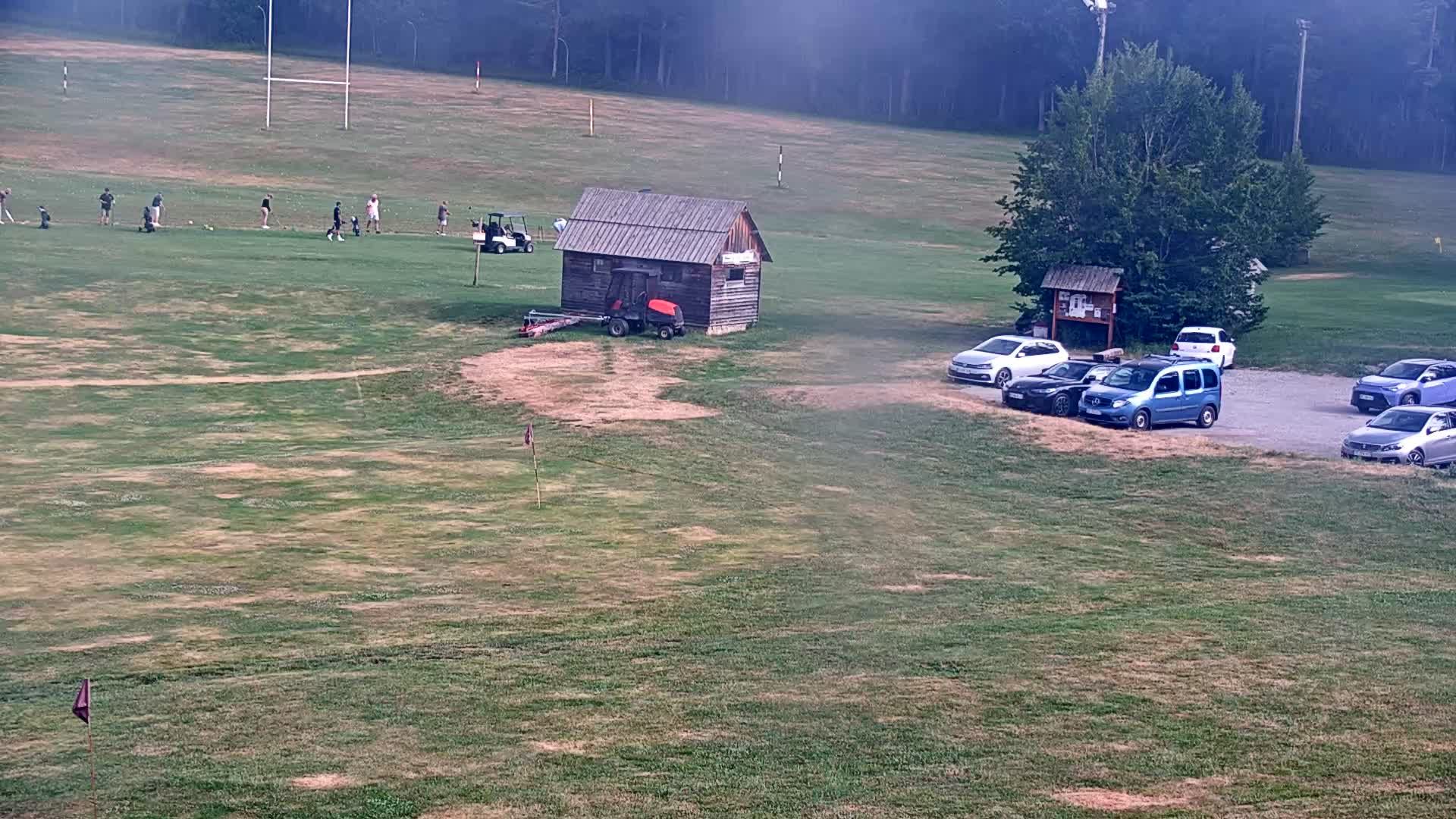 Fontaine-les-Bassets: Gap-Départ des pistes