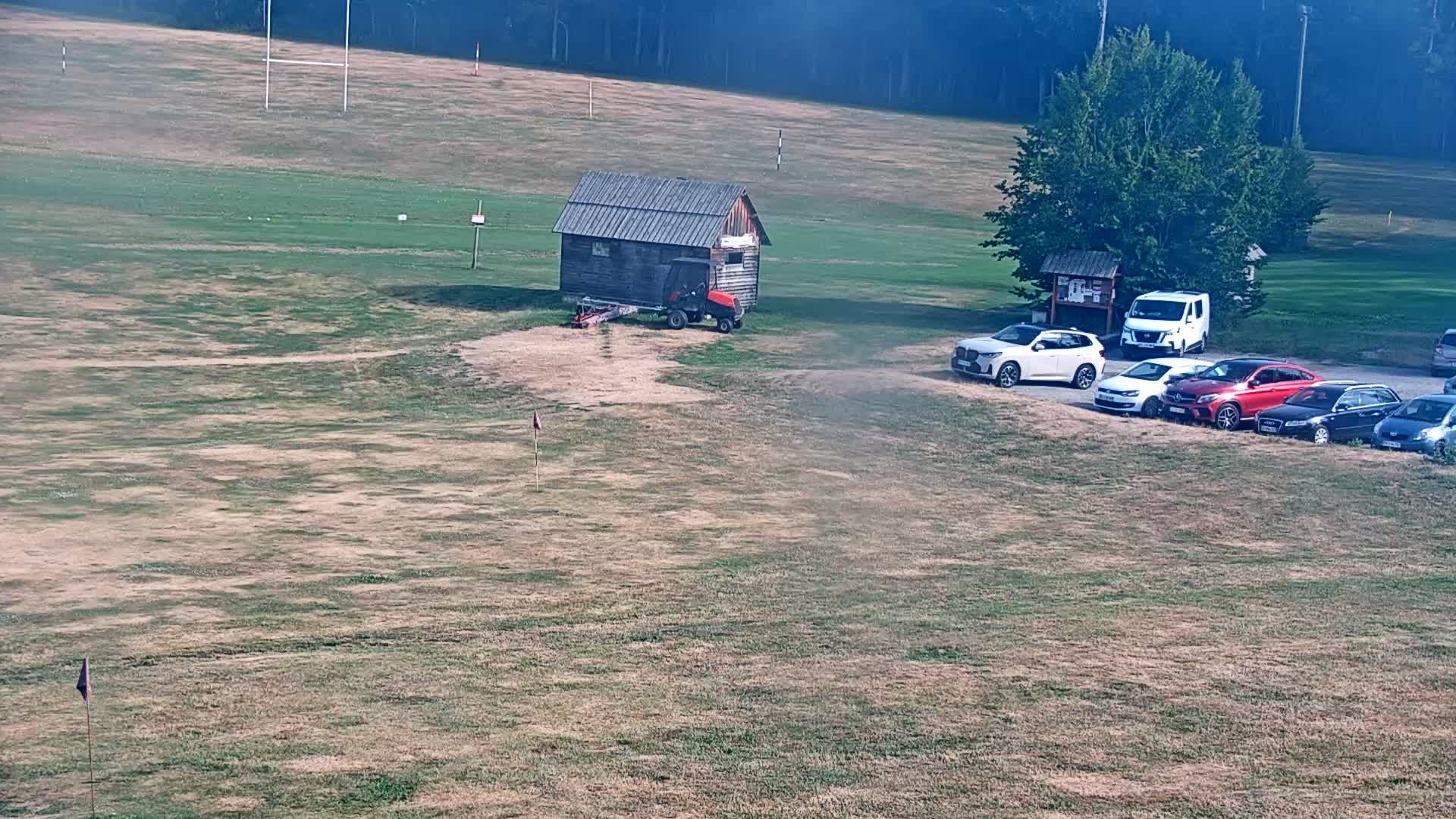 Fontaine-les-Bassets: Gap-Départ des pistes