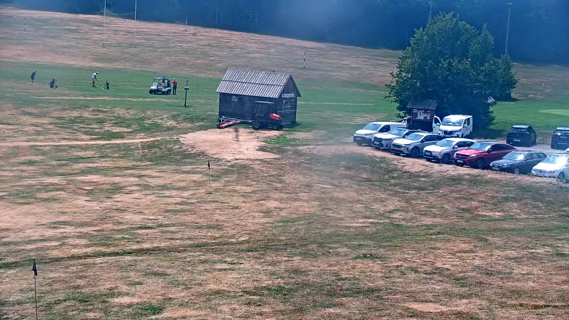Fontaine-les-Bassets: Gap-Départ des pistes