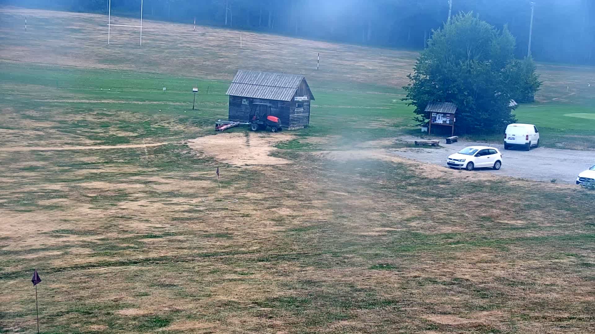 Fontaine-les-Bassets: Gap-Départ des pistes