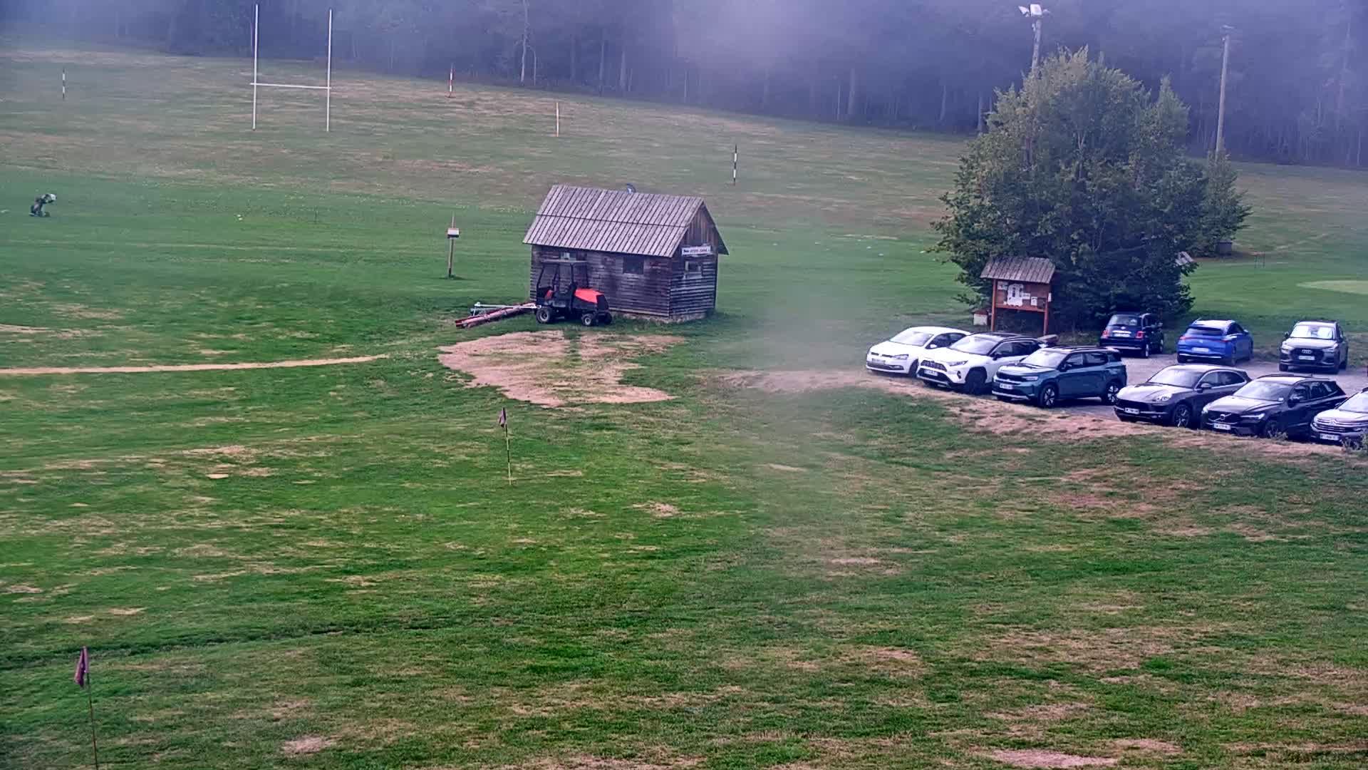 Fontaine-les-Bassets: Gap-Départ des pistes