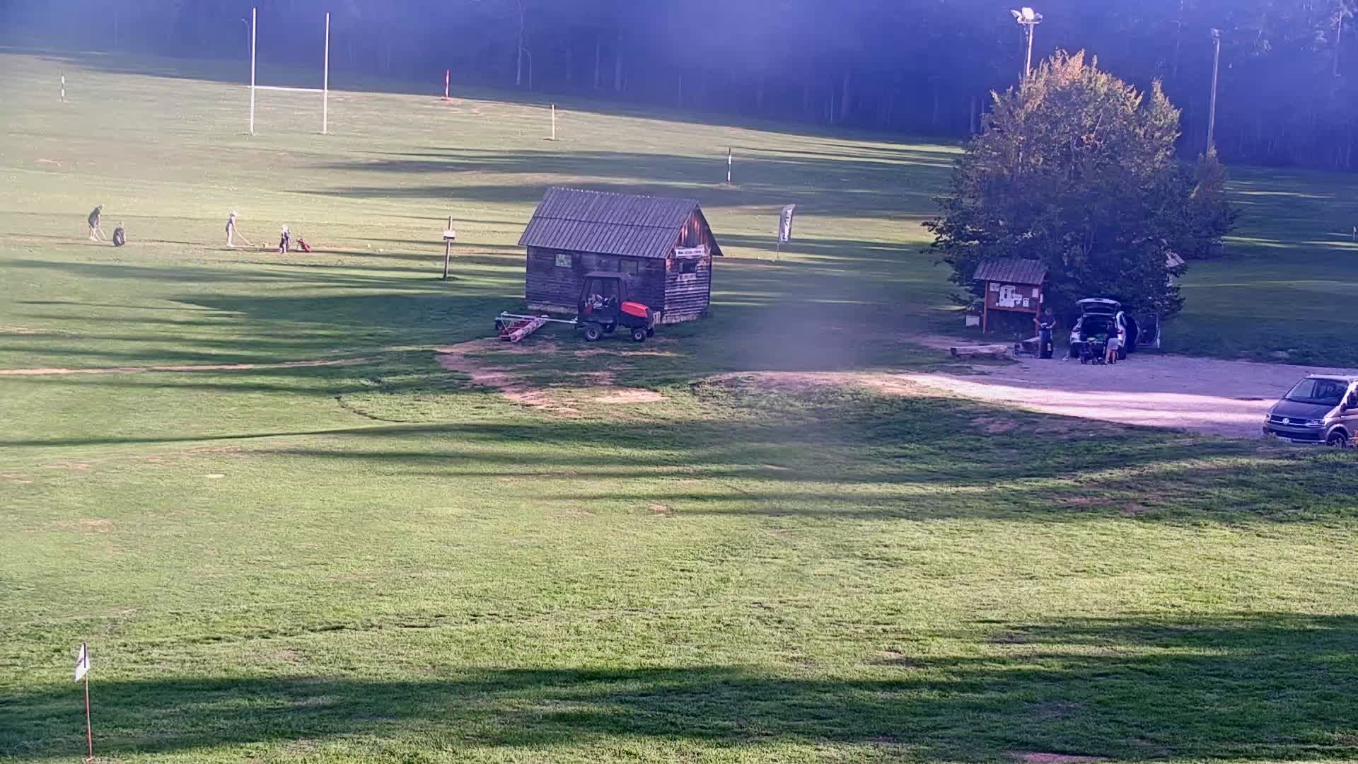 Fontaine-les-Bassets: Gap-Départ des pistes
