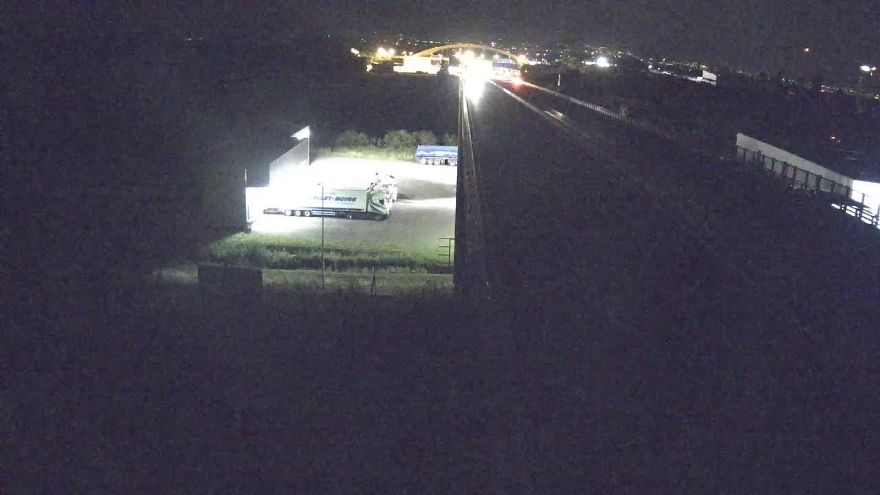 Saint-Julien-en-Genevois: A401 Douane de Bardonnex, vue orientée vers Genève