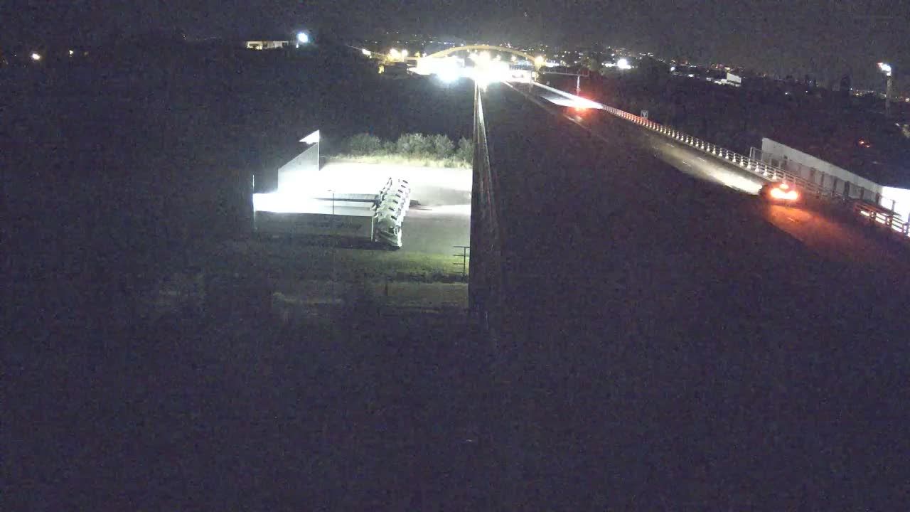 Saint-Julien-en-Genevois: A401 Douane de Bardonnex, vue orientée vers Genève