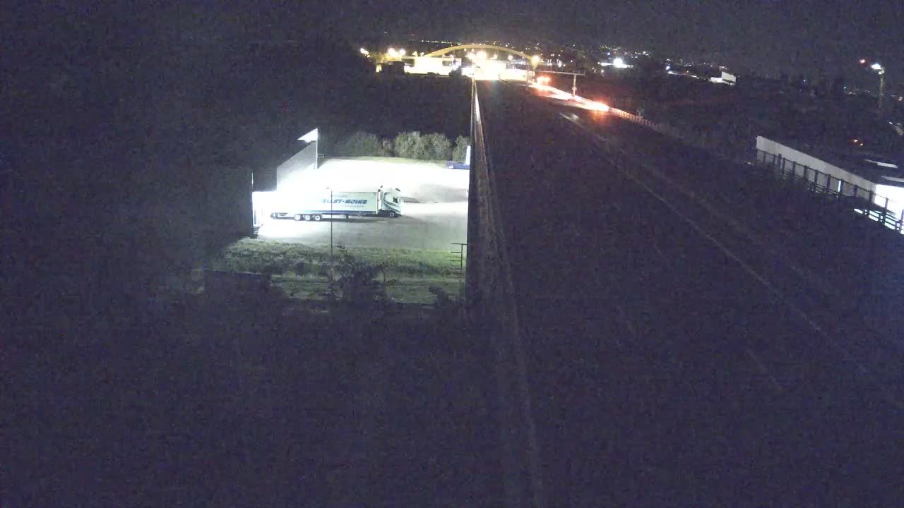Saint-Julien-en-Genevois: A401 Douane de Bardonnex, vue orientée vers Genève