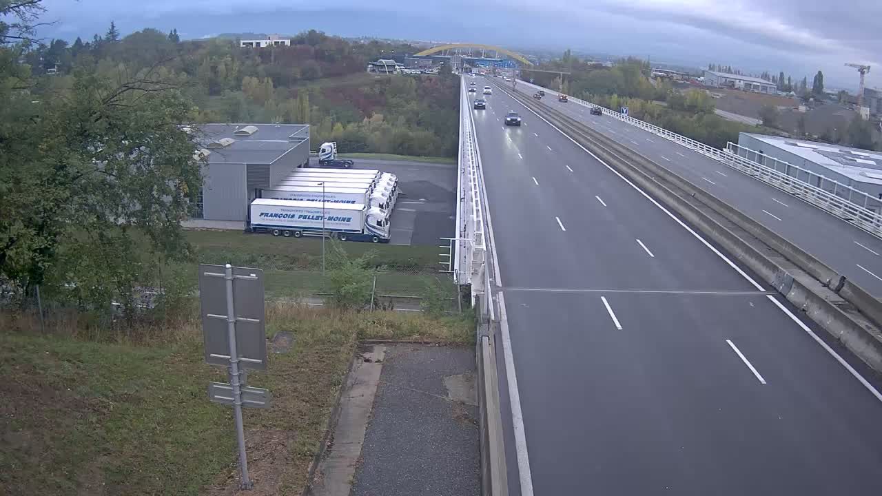 Saint-Julien-en-Genevois: A401 Douane de Bardonnex, vue orientée vers Genève