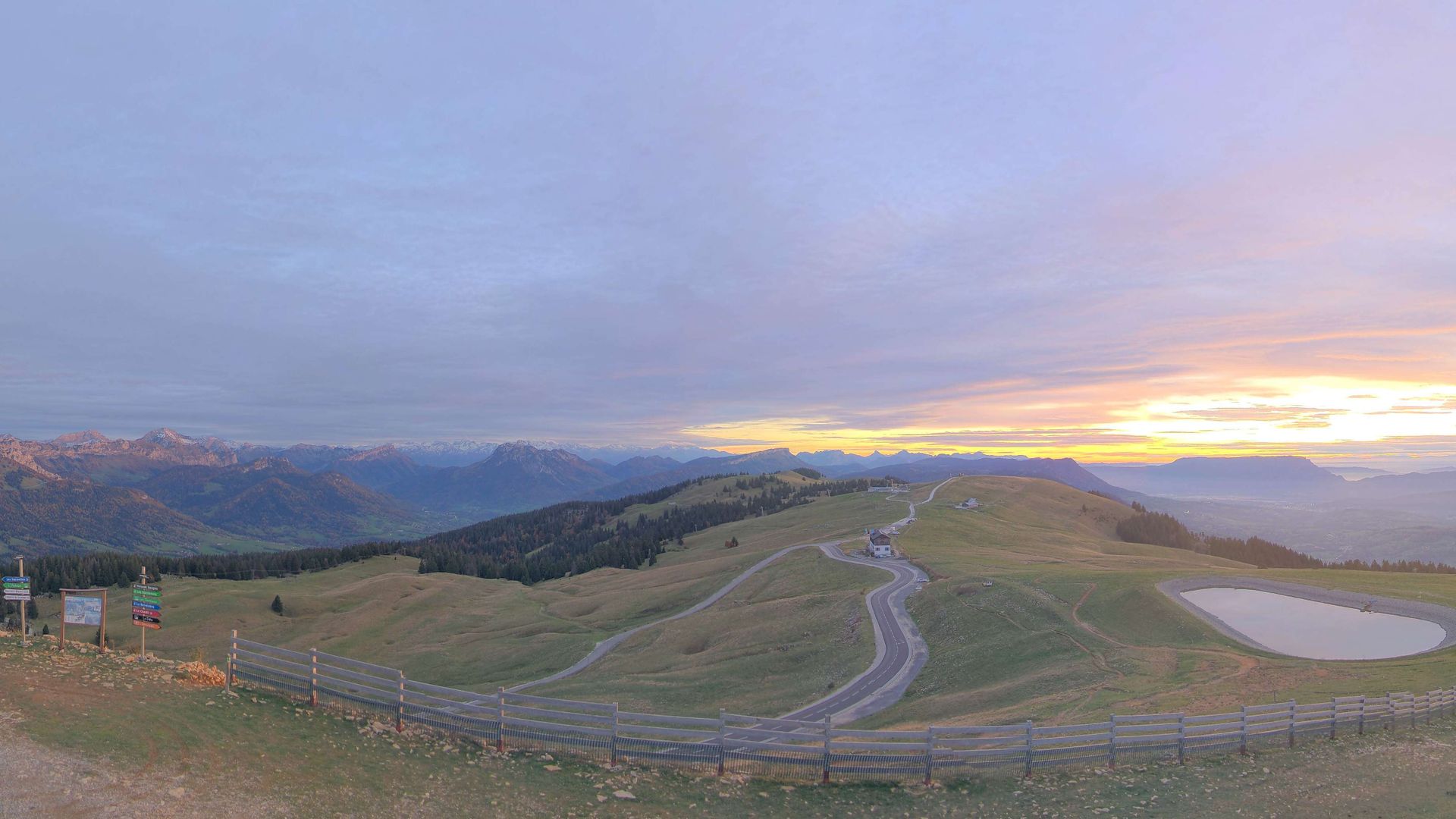 Viuz-la-Chiésaz: Semnoz - Bauges - Aravis