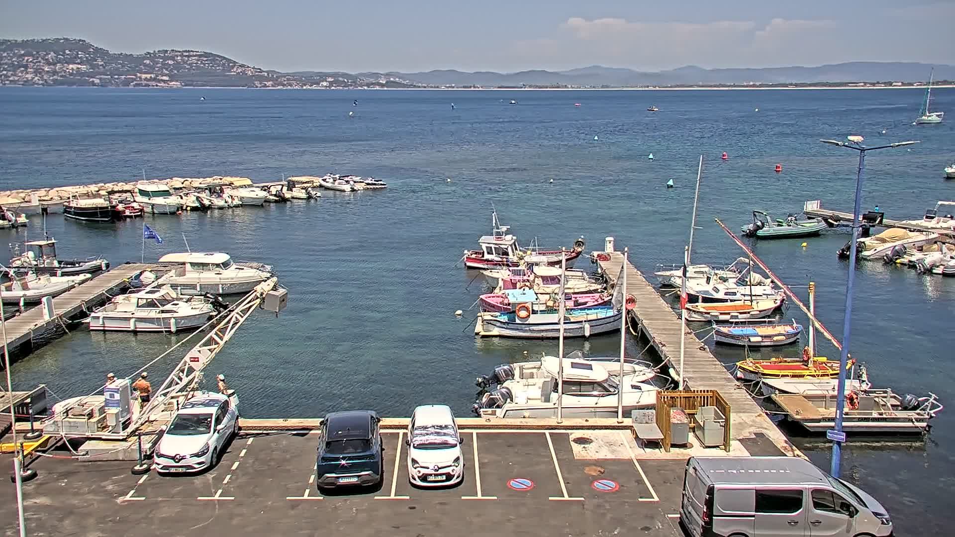 Hyères: Giens: Hyères - Port de la Madrague