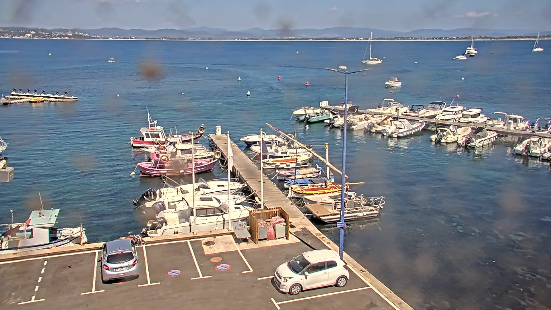 Hyères: Giens: Hyères - Port de la Madrague