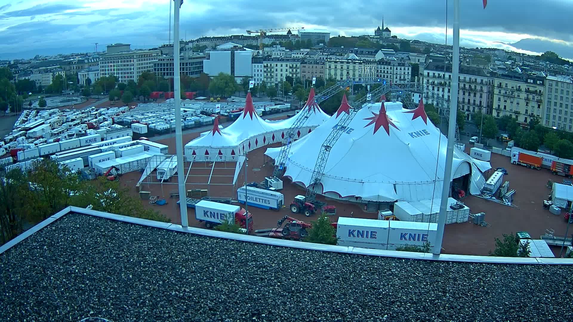 Genève › Nord-est: Genève Home information - Plaine de Plainpalais
