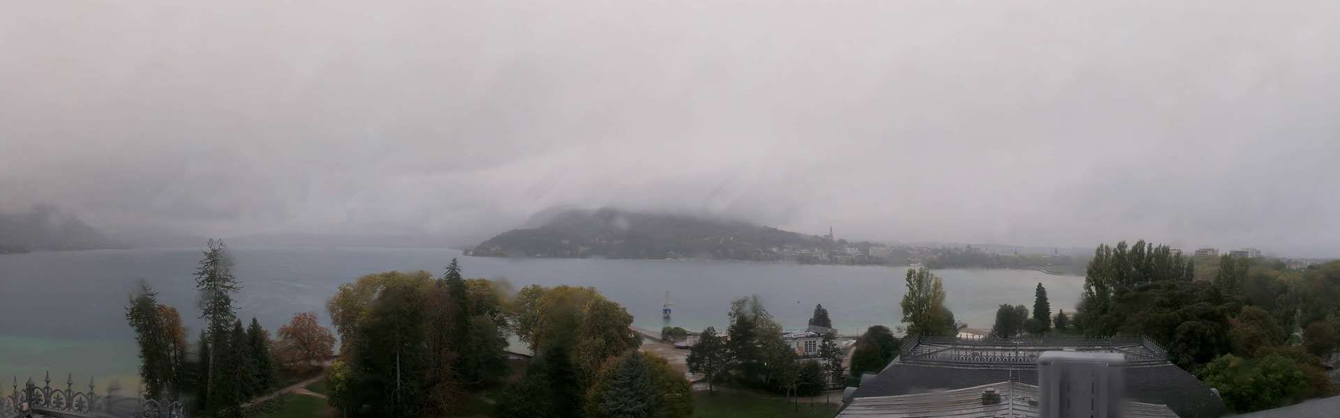 Annecy › Sud: Plage Des Marquisats - Boardwalk - Lake Annecy